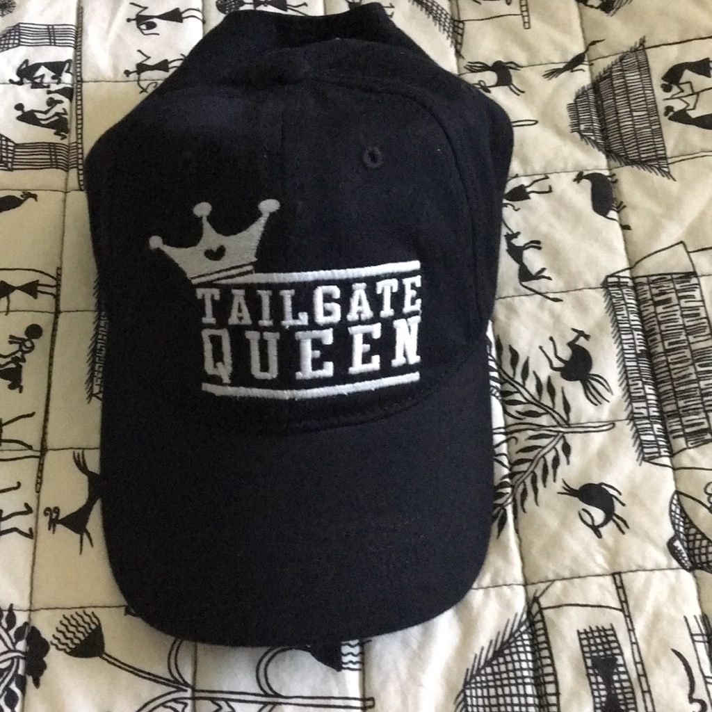 Tailgate Queen Cap